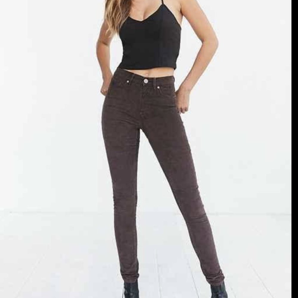 Urban Outfitters High Rise Tig Pant Size 26W